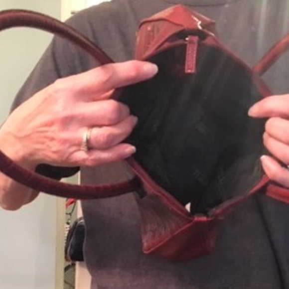 Retro burgundy purse - Picture 2 of 2